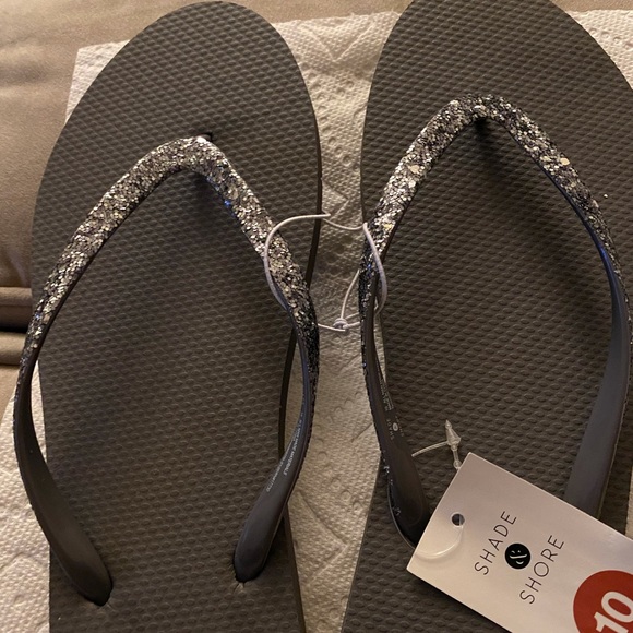 Flip flops - Picture 3 of 3